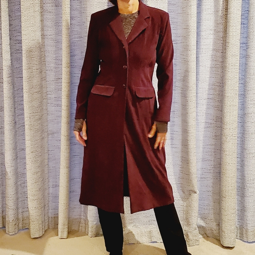 R & K Maxi coat Burgundy 3 buttons velvety feel sz. 6P - Picture 1 of 12